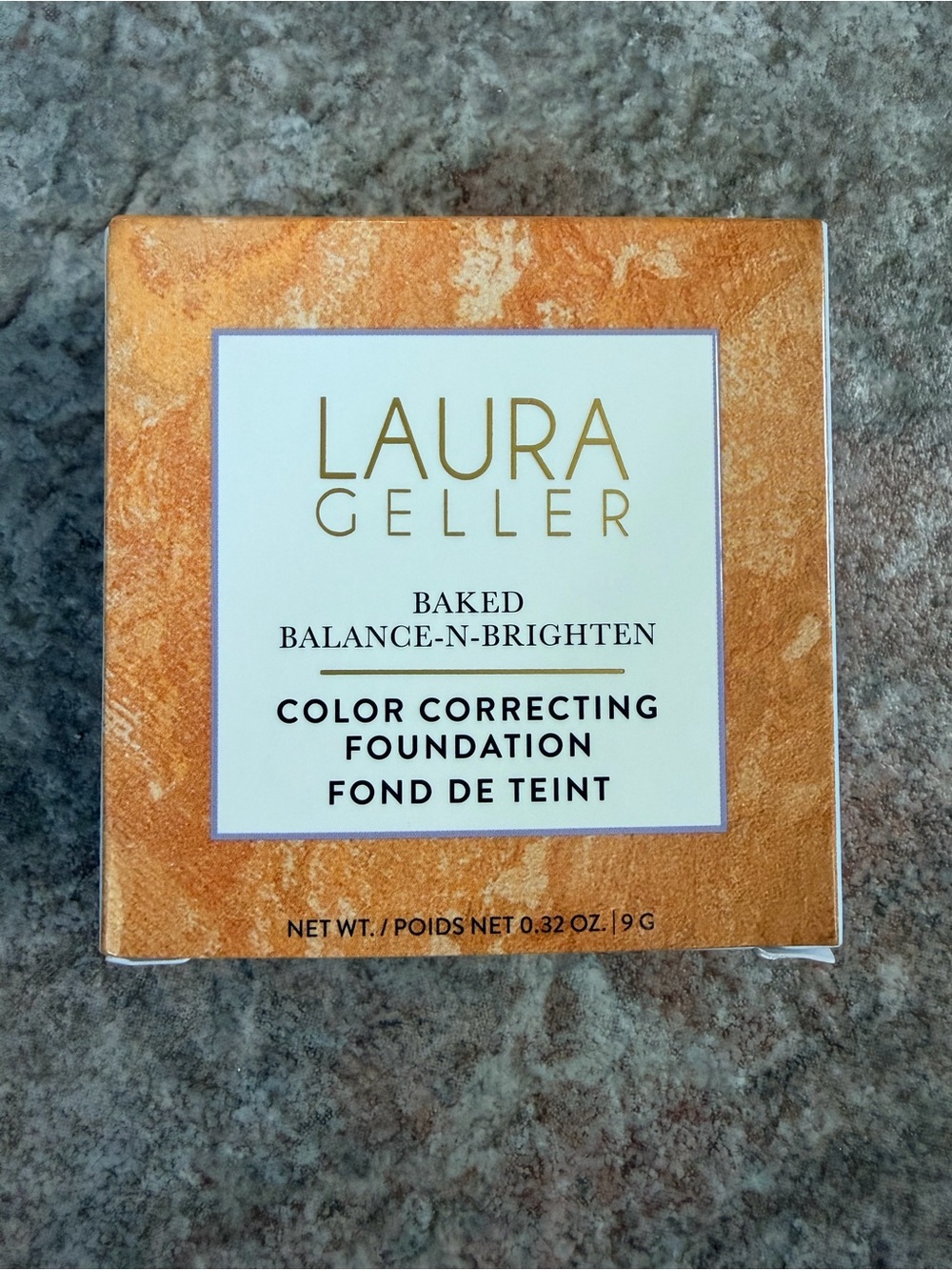 Laura Geller Baked Balance-N-Brighten Color Correcting Foundation - Light